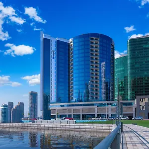 Radisson Blu Hotel, Waterfront Hotell
